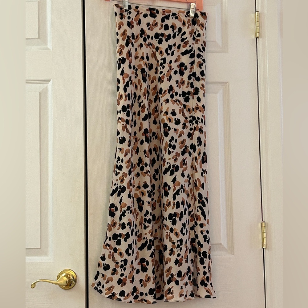 NWT Willa Story women’s USA leopard Lea Skirt Lined Column Skirt S